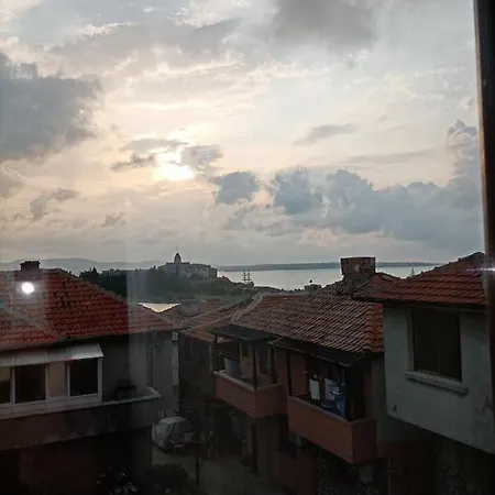 Damaris ゲストハウス 3*